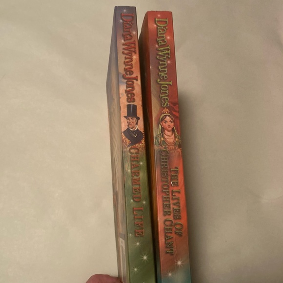 🎉2/30 Set of 4 Fantasy YA Novels Series Sampler Charlie Bone & Chrestomanci - Picture 4 of 12